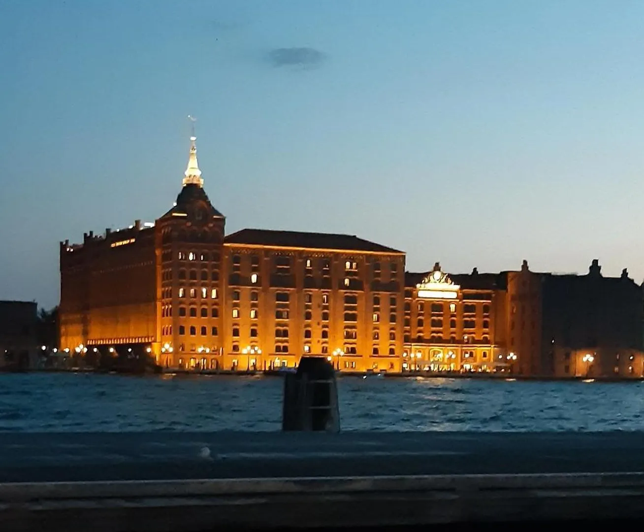 Ca' Monica Apartment Benátky